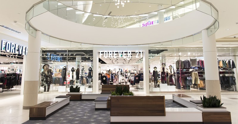 Bayshore Shopping Centre