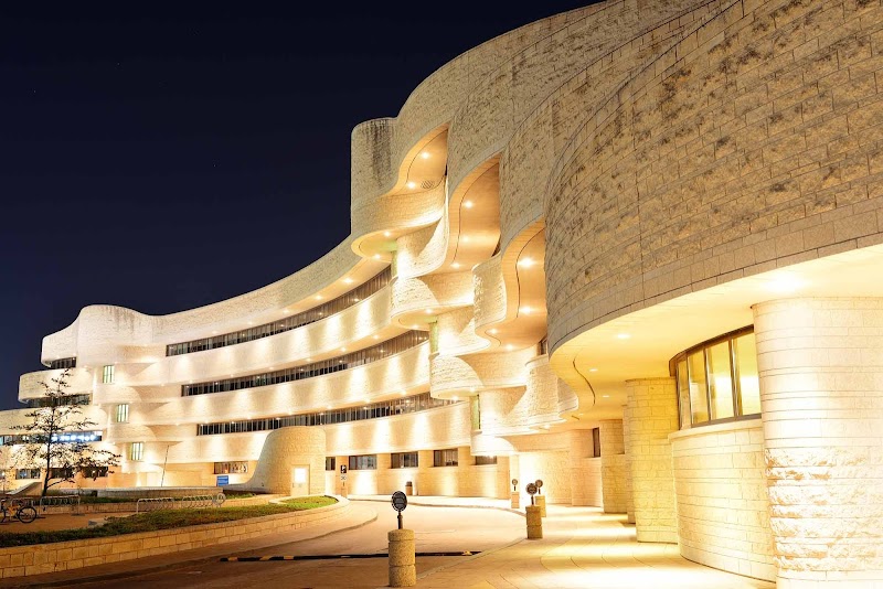 Canadian Museum of History