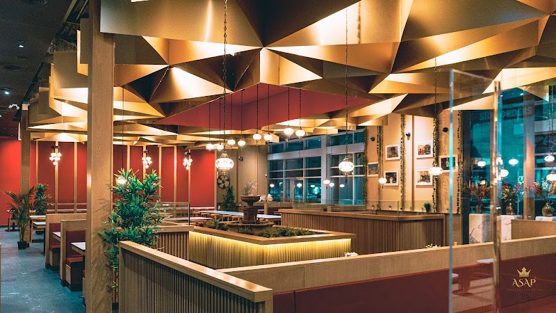 Royal Rooster Shawarma