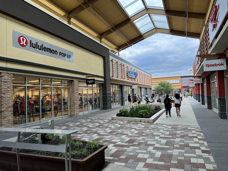 Tanger Outlets Ottawa